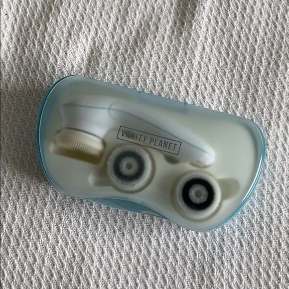 Vanity Planet Spin Brush - Picture 2 of 5